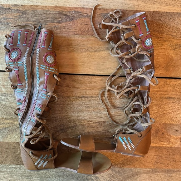Free People Bellflower Zip Ip Embroidered Gladiator Sandals Size 37 6.5/7 US - Picture 2 of 9